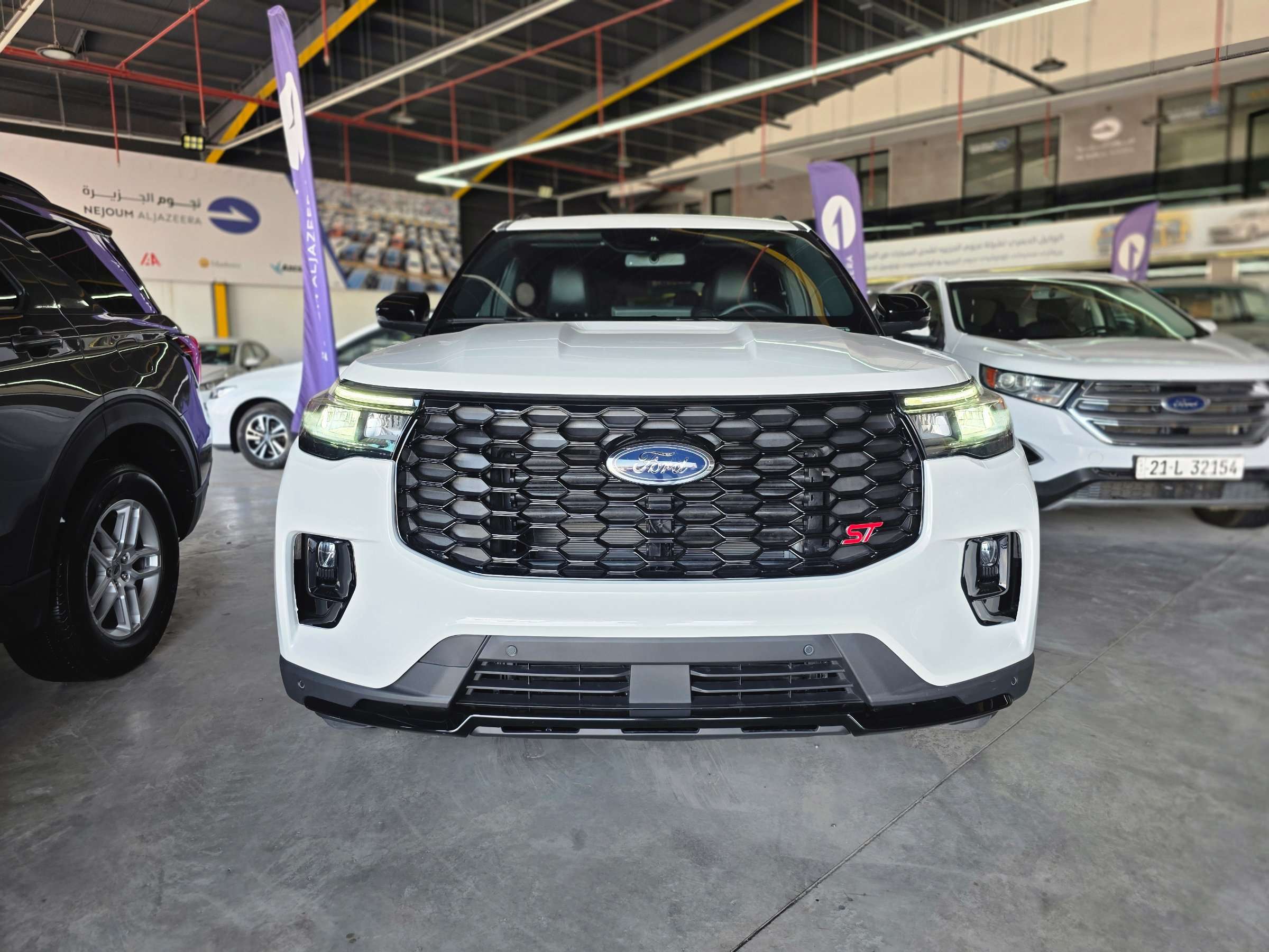 2025 Ford Explorer ST LINE